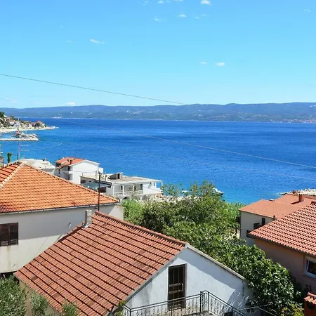 Apartments By The Sea Suhi Potok, Omis - 11401 * Jesenice (Split-Dalmatia)