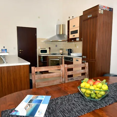 Apartament Apartments By The Sea Suhi Potok, Omis - 11401 Jesenice (Split-Dalmatia)
