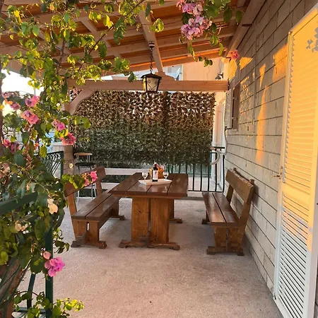 Apartments By The Sea Suhi Potok, Omis - 11401 Apartament